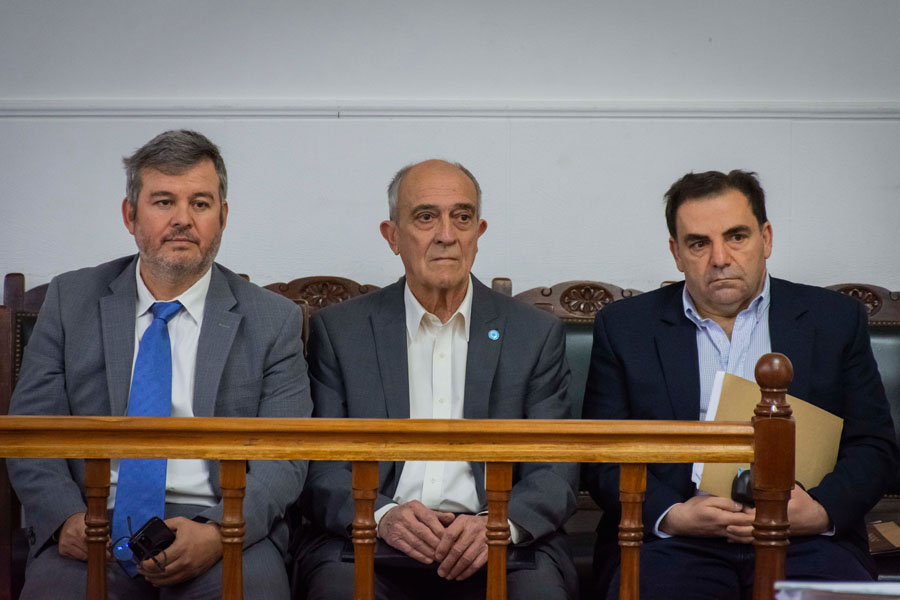 LOS CANDIDATOS A DEFENSOR DEL PUEBLO EXPUSIERON EN EL CONCEJO