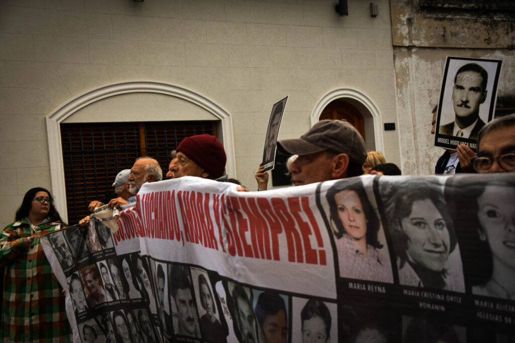 CONCURSO JOSÉ LUIS CABEZAS 2025 “Miradas Memoriosas” CLARO COCCO